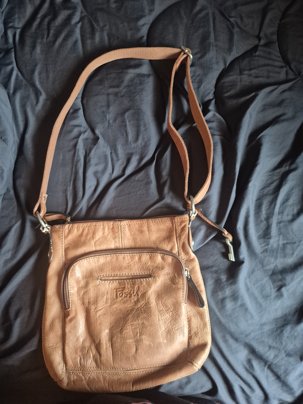 FOSSIL Leather Crossbody Bag in Tan